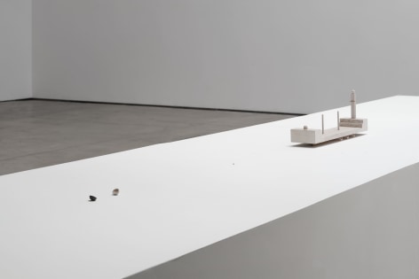 Kenji Ide, The time of a shadow, Matthew Brown, Los Angeles, 2025. Installation view., (Photo: Paul Salveson)