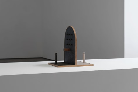 Kenji Ide, The time of a shadow, Matthew Brown, Los Angeles, 2025. Installation view., (Photo: Paul Salveson)