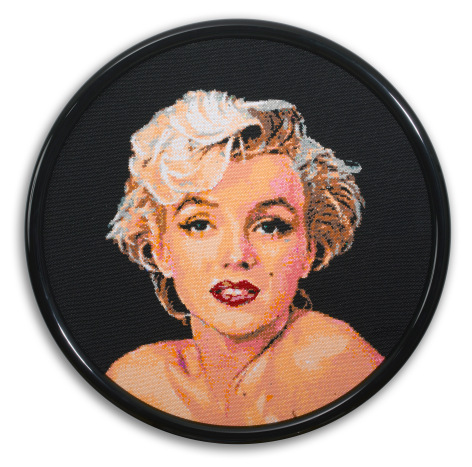 david mach, Marilyn Monroe, 2013, pushpins, 39 1/4 inches diameter