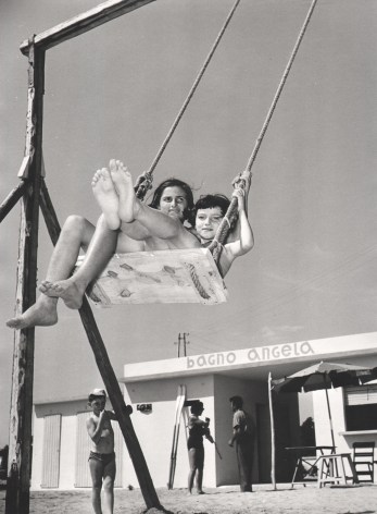 Nino Migliori,&nbsp;Bimbi al Mare,&nbsp;1954