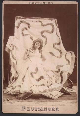 2. L&eacute;opold-&Eacute;mile Reutlinger (French, 1863-1937), Miss Loie Fuller, 1900