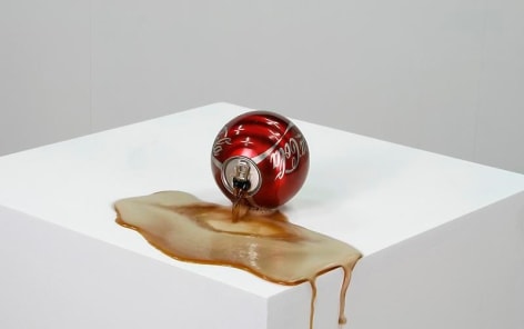 Wonwoo Lee.&nbsp;Fat coke, 2009.&nbsp;Stainless steel, aluminum, paint, 12.5 x 12.5 x 12.5 cm. Courtesy of the artist &amp;amp; PKM&nbsp;Gallery.