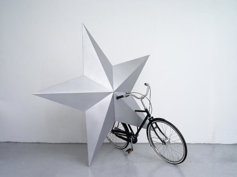 Wonwoo Lee. A riding we will go, 2014. Paint on stainless steel, and ready-made bicycle. 188 x 188 x 180 cm. Courtesy of the artist and P K M Gallery.
