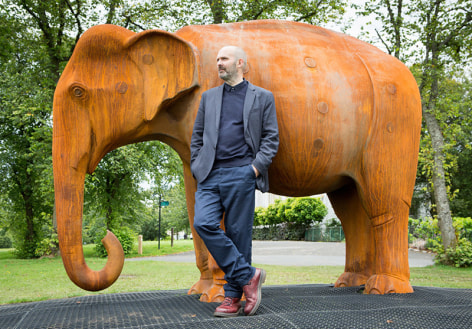 KENNY HUNTER Elephant for Glasgow sculpture