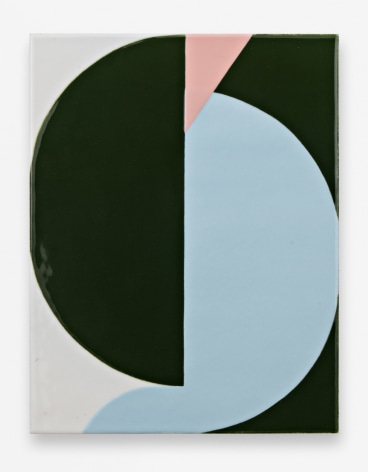 An abstract composition with a central vertical line. On the left is a dark green semi-circle on a white background, on the left is a pale blue half circle on a dark green background. There is a pink triangle at the top of the axis, and a softer pale blue form near the bottom axis.