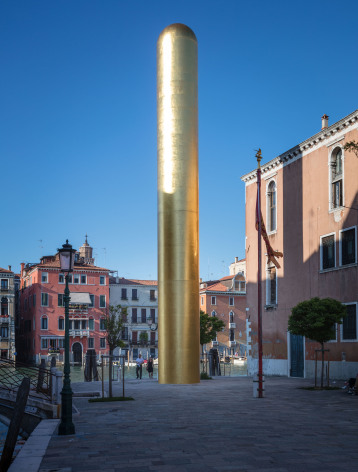 James Lee Byars, The Golden Tower, Campo San Vio, Venice, 2017, Installation Image 7