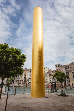 James Lee Byars, The Golden Tower, Campo San Vio, Venice, 2017, Installation Image 16