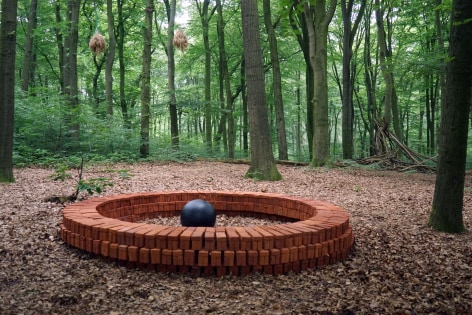 Rossella Biscotti, yow-wow-wow-wow (Rhino Circle (Clara)), 2016, Handcrafted bricks, ball (polyrea, polysterene foam and concrete), leftover tabacco