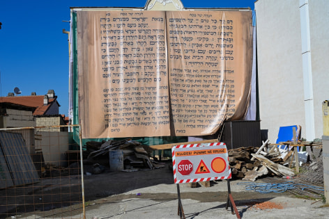 Michael Rakowitz,&nbsp;Alef Lamed Lamed Hei: G-D In Arabic-In-Hebrew Letters From An Arab-Jewish Haggadah, Baghdad, Iraq, 2023, Performance for Autostrada Biennale, Kosovo, 2023