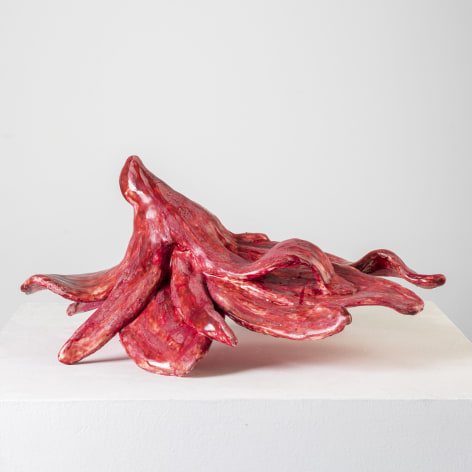 Dorsa Asadi, The red rose searching for its last victim, 2021, Ceramics, 40 x 40 x 60 cm