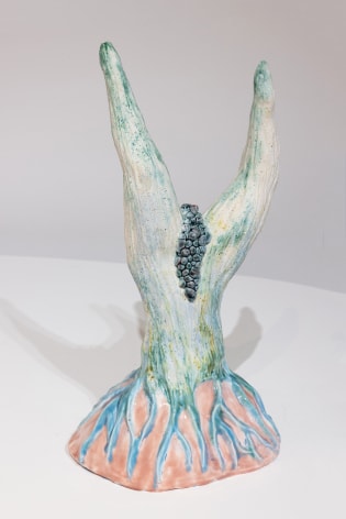 Dorsa Asadi, Well-rooted plane tree, 2023, Ceramics, 42 x 19 x 25 cm