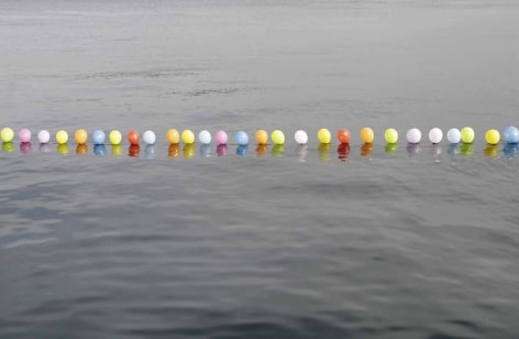 Hale Tenger, Balloons on the Sea, 2011, 7-channel video installation with audio by Serdar Ateser