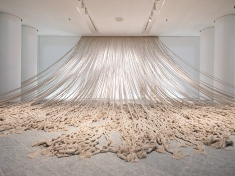 Afra Al Dhaheri,&nbsp;Weighing the Line, 2022, Cotton rope and wood
