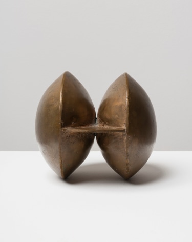 This is an image of a bronze sculpture made by Ruth Vollmer in 1967 titled: Equatorial Disc.