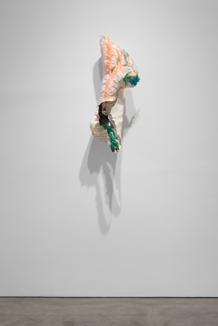 Installation view of Lynda Benglis's piece Vested Spirit, 2015  handmade paper over chicken wire, coal tempera, acrylic medium, sparkles  36 1/2 x 16 x 11 in. (92.7 x 40.6 x 27.9 cm)