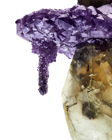 Silhouette Exhibition Calcite with Amethyst detail