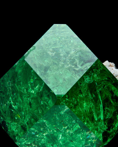 Tsavorite Garnet detail