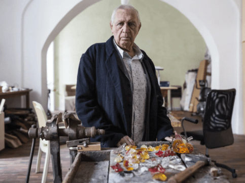 press: Jimmie Durham, Sculptor Who Explored Indigenous Themes, Dies at 81
