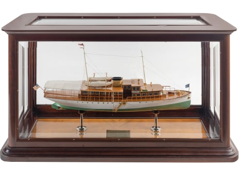 FINE BUILDER'S PRESENTATION MODEL OF THE MOTOR YACHT &quot;NIRVANA IV&quot;
