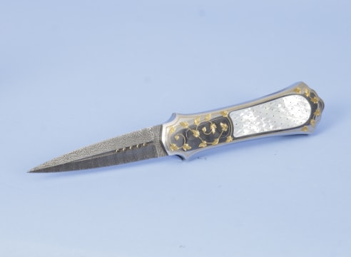 Custom Automatic Quilted Pear Grip Knife made and Engraved by John Horrigan