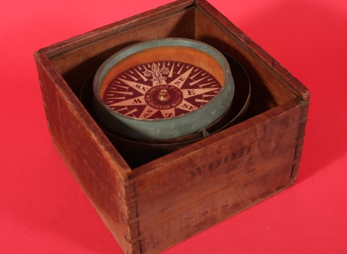 F.W. Lincoln Jr. &amp; Co. Boxed Dry Card Compass