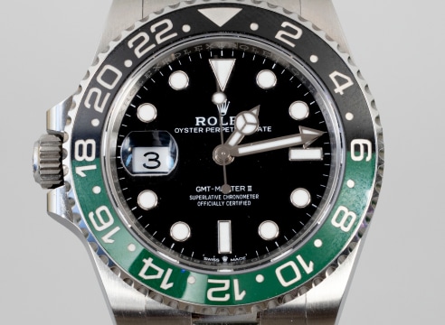 Rolex 2022 Stainless Steel GMT Master 2 (Green and Black) Bezel, Ser. #7073Y586