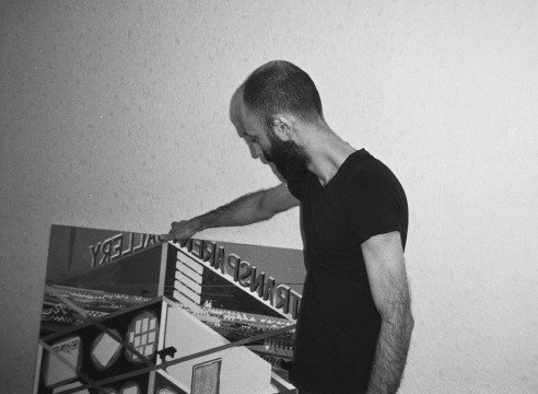 Farhad Nikfam