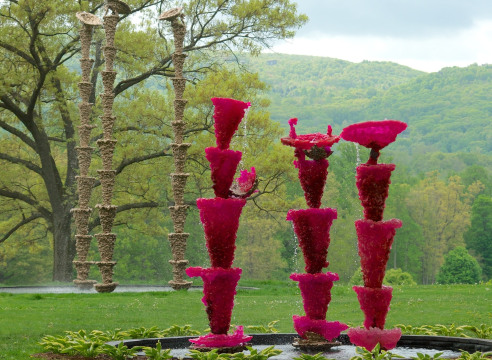 Lynda Benglis