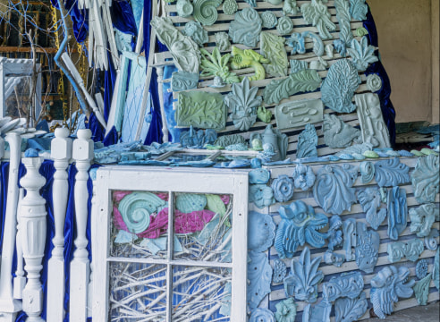 Sculptural installation by Julie Schenkelberg