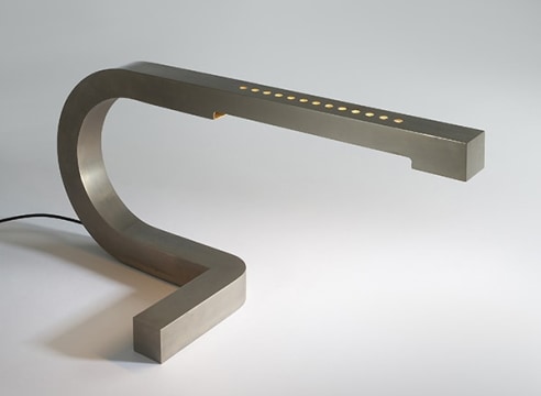 Metal curved desk lamp
