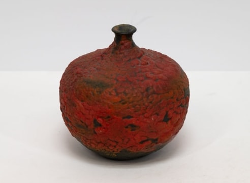 BEATRICE WOOD (1893-1998), Natzler N#40 Weed Pot, 