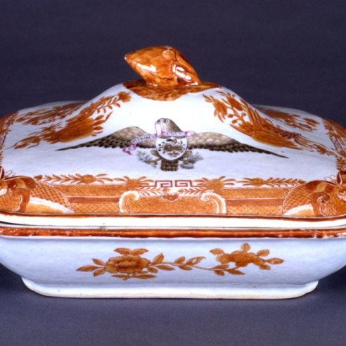Covered Square Vegetable Dish in Orange Fitzhugh with Sepia Eagle from the Captain William Orne Service