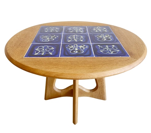 GUILLERME ET CHAMBRON ROUND TILE TOP TABLE