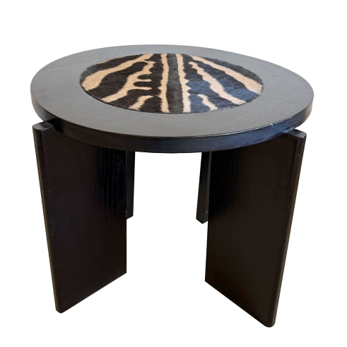 SMALL ROUND EBONIZED WOOD TABLE
