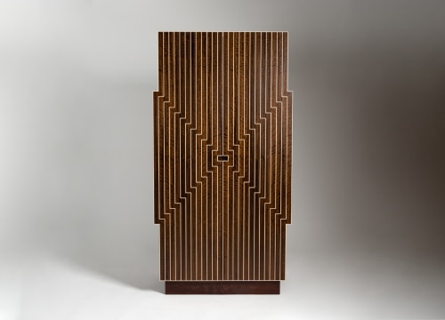 Zelouf Cabinet