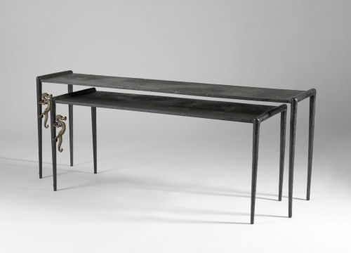 Saris large and small