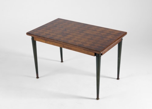 Spade table