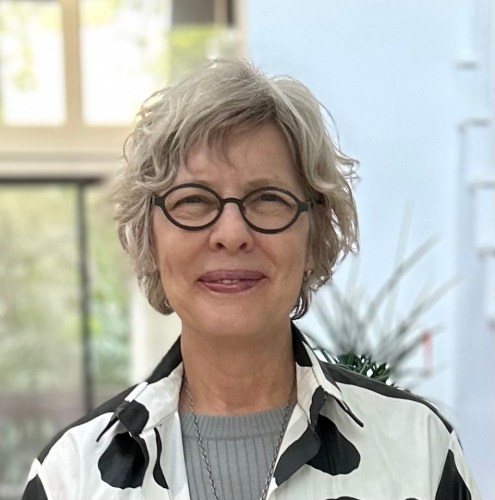 Judie Bamber - Artists - GAVLAK