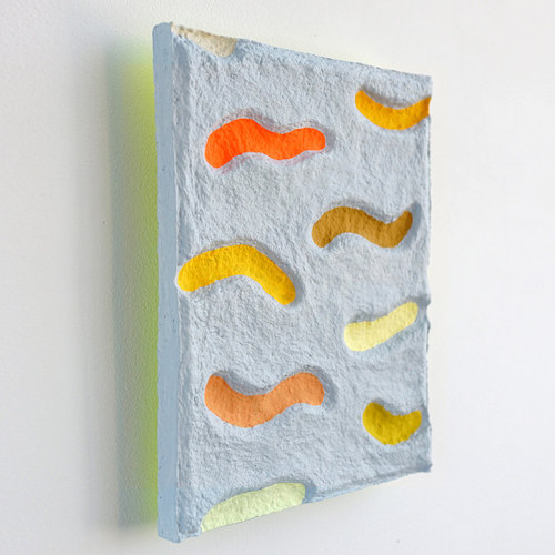 Chiaozza
9 Warm Waves on a Flowing Breeze, 2019
Paper pulp and acrylic paint
10 &amp;frac12; x 8 in. / 26.8 x 20.3 cm.
