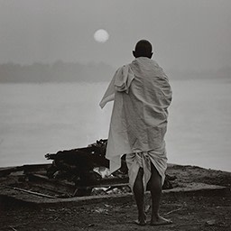Review of Kenro Izu's Kiyosato Museum of Photographic Arts Exhibition