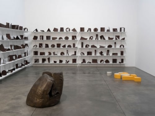 Casa Vazia installation view sculptures