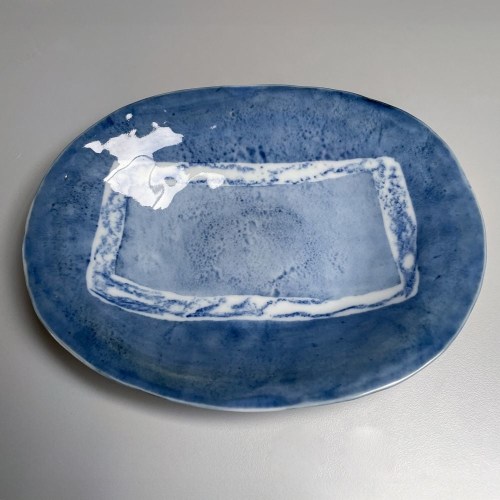 Nagaoka Ami - Sometsuke (blue and white) porcelain oval plate with white and blue rectangular design - Artworks - Joan B Mirviss LTD | Japanese Fine Art | Japanese Ceramics