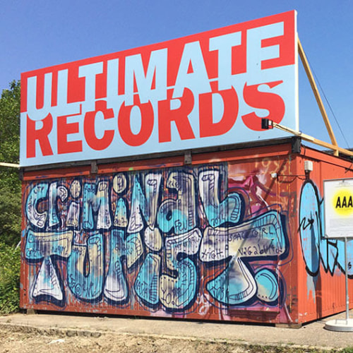IAN ANÜLL: ULTIMATE RECORDS