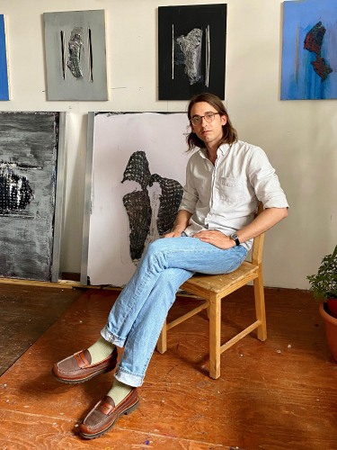 Erik Lindman in his studio, 2021