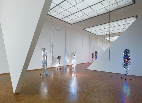 Haegue Yang participa en Museum Ludwig en Colonia con su exposición Eta 1994–2018