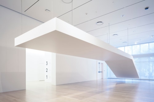 Robert Grosvenor awarded the second annual Ezratti Family Prize for Sculpture