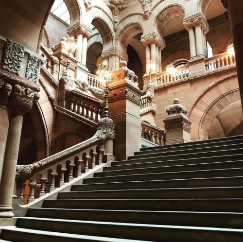 Restoring New York State Capitol's Architectural Gem: Quarra Stone's Craftsmanship