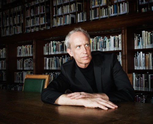 Miles Hyman - Artists - Philippe Labaune Gallery