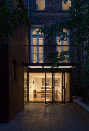 Garden Place Townhouse - Projects - Baird Architects