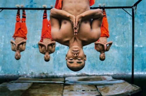 Steve McCurry, Shaolin Monks Training, Zhengzhou, China, 2004